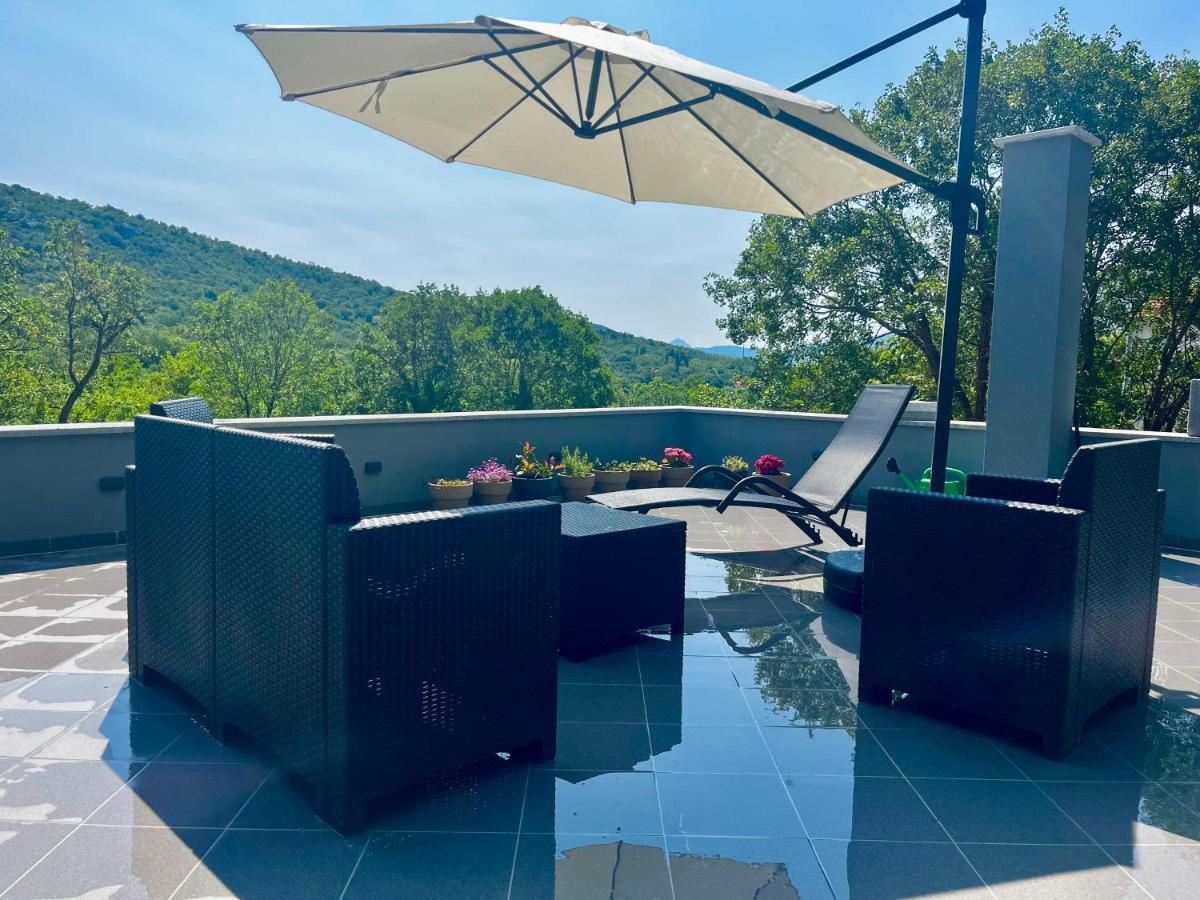 Luxury Villa Andrea Vrzika In Forest Near The Sea Zagvozd 外观 照片
